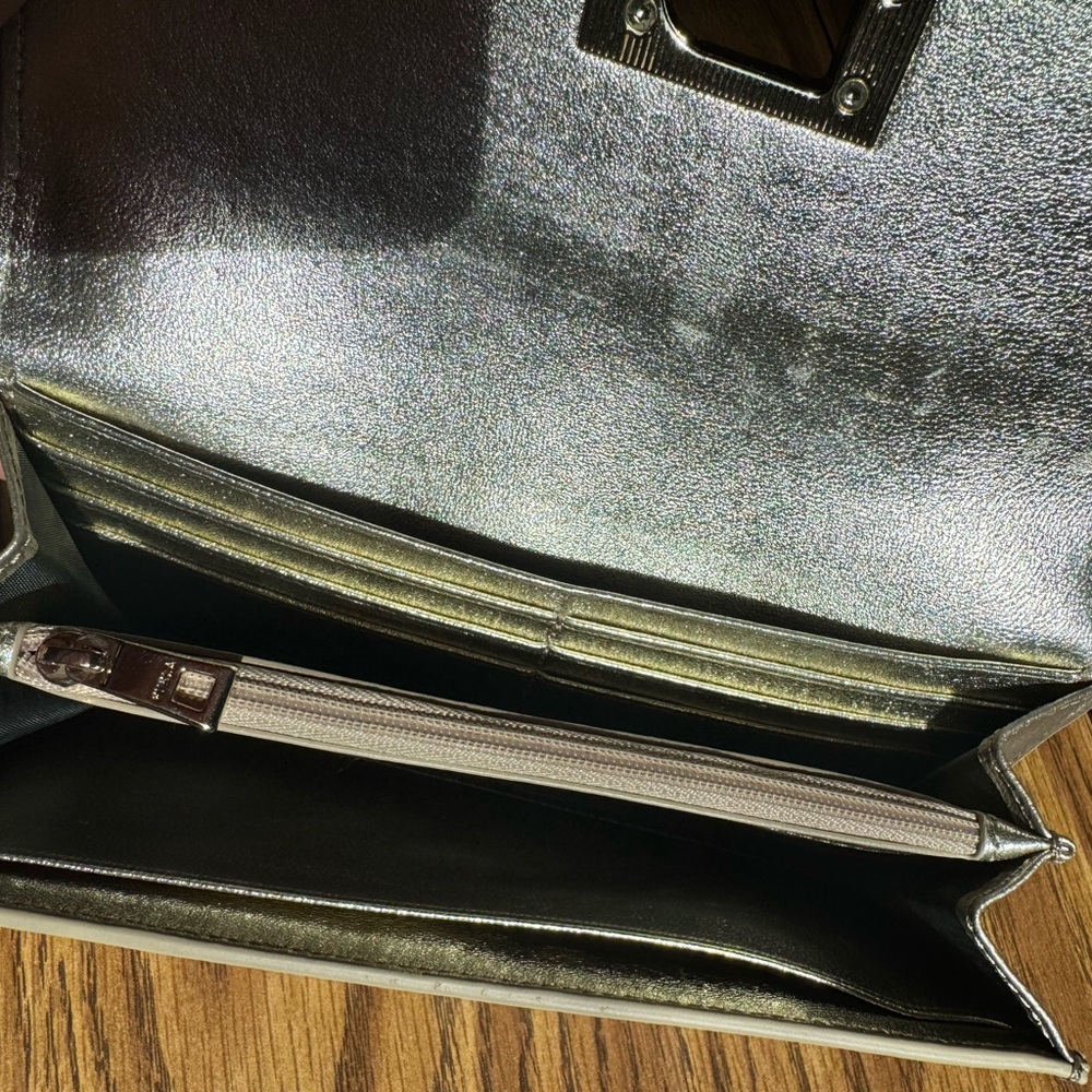 Furla 1927 Continental Wallet XL – Ballerina Gold – Authentic – Box & Dust Bag - Picture 5 of 12